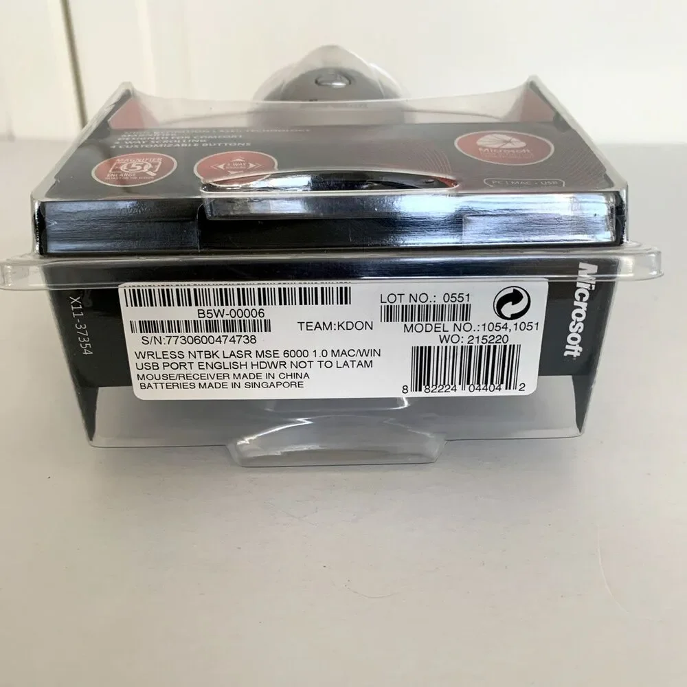 New Microsoft Wireless Notebook Laser Mouse 6000 Model 1054, 1051 (B5W-00006)